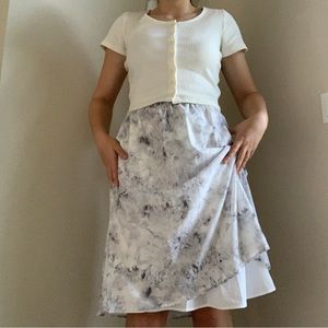 Lululemon mid length skirt